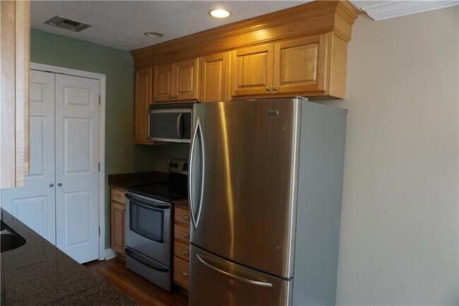 Building Photo - 1444 Carrollton Ave