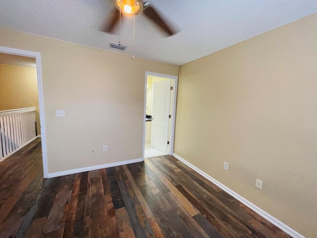 Building Photo - 4854 NW 58th Manor