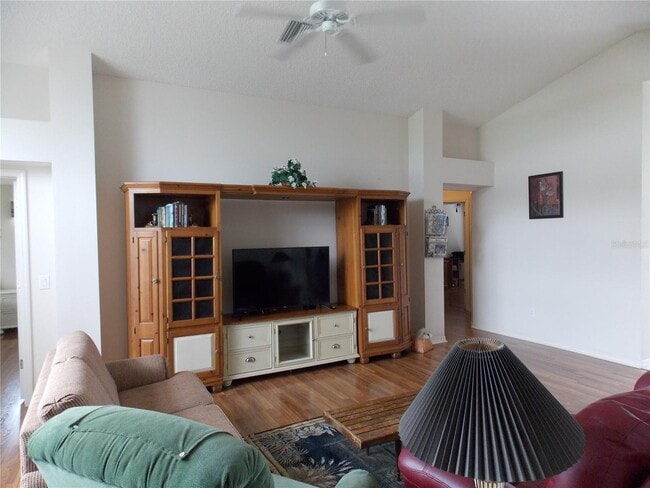 Building Photo - 1256 Camero Dr