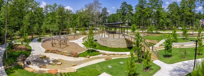 Building Photo - 204 Golden Shiner Dr