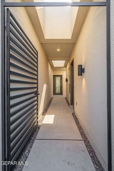 Building Photo - 824 Durham Way
