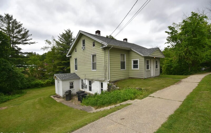 Building Photo - 89 Pecks Rd