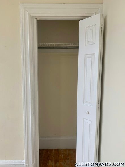 Building Photo - 441 Cambridge St