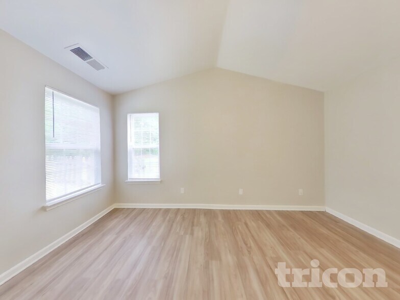 Building Photo - 6311 Spanish Moss Ln