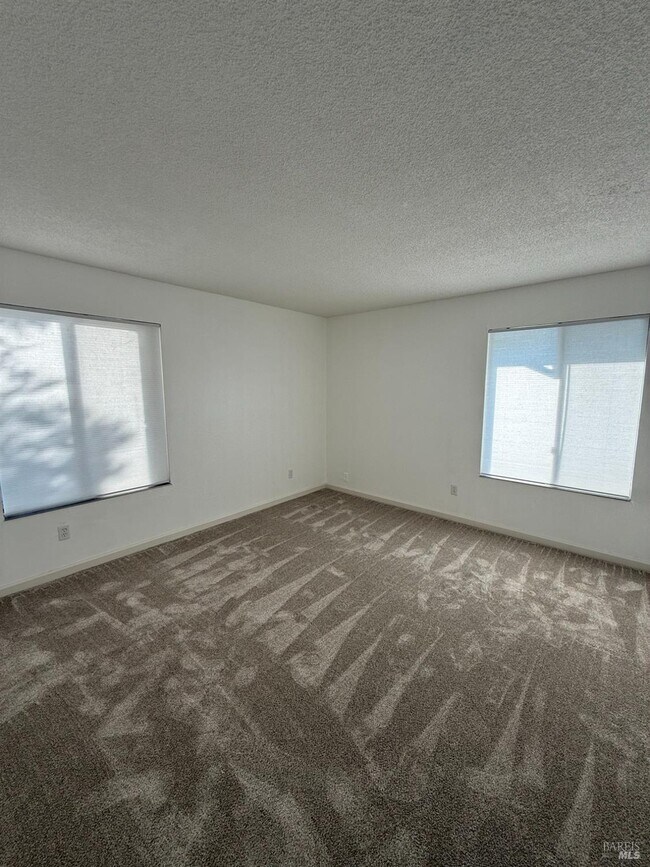 Building Photo - 1625 Park Ln