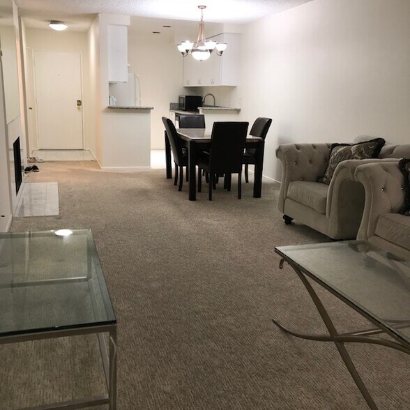 Building Photo - 1828 Camden Ave