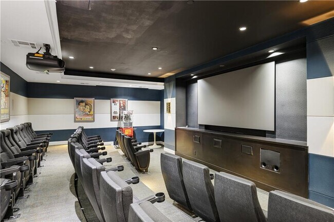 Building Photo - 3445 Stratford Rd NE