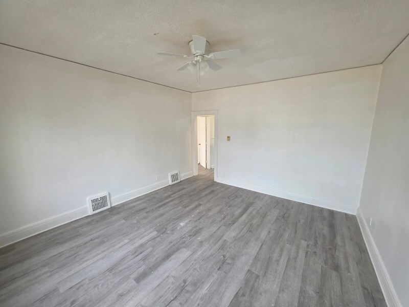 Building Photo - 22727 Rein Ave