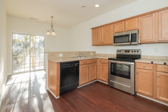 Building Photo - 8967 N Red Maple Cir