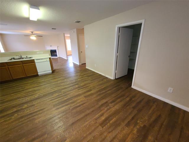 Building Photo - 12141 Shine Ave