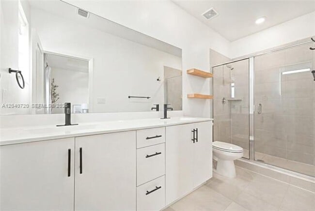 Building Photo - 25540 SW 108th Ave
