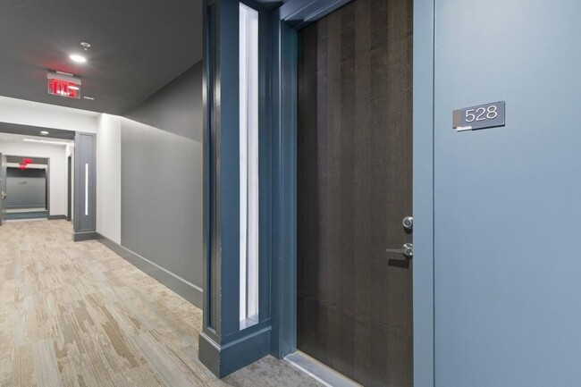 Building Photo - 775 Juniper St NE