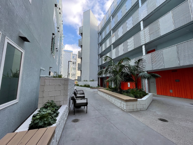Building Photo - 4320 44th St