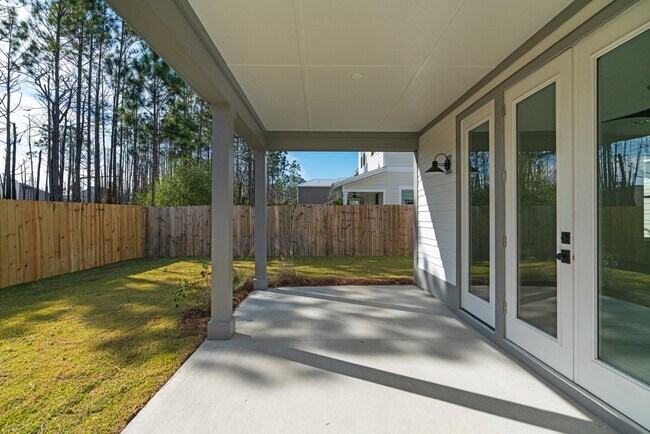 Building Photo - 94 Woodshire Dr