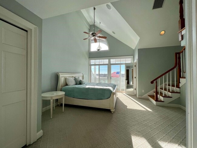 Building Photo - 4 Island Ave