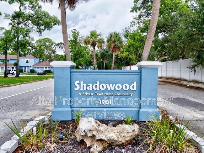 Building Photo - 11357 Bedford Oaks Dr