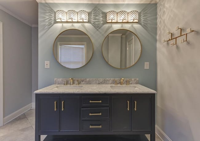 Building Photo - Newly Renovated 3 Bed 3 Bath in Desirable ...