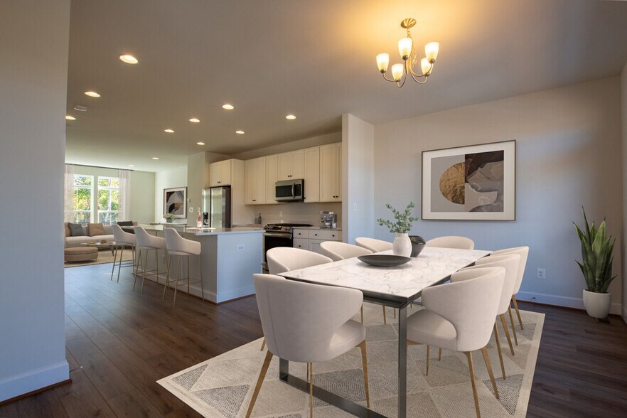 Building Photo - 5205 Ridgeview Retreat Dr