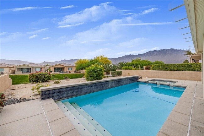 Building Photo - 67263 S Chimayo Dr