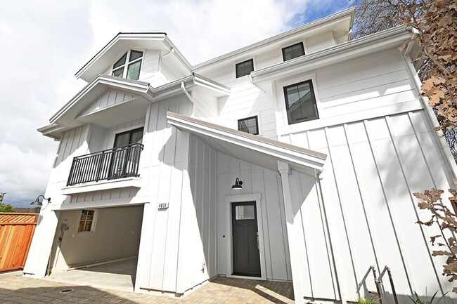 Primary Photo - Beautiful Newer Home in Downtown Pleasanton
