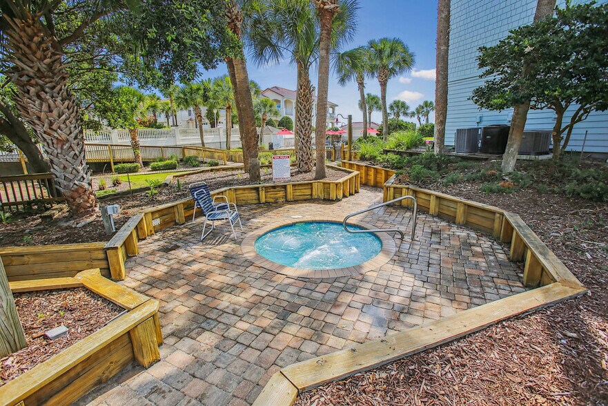 Building Photo - 200 Ocean Hibiscus Dr