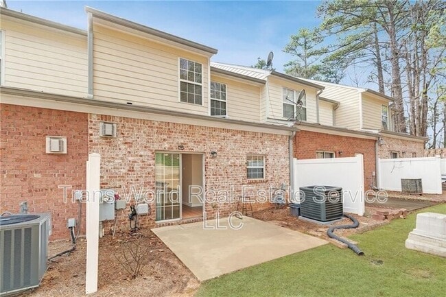 Building Photo - 1102 Pleasant Oaks Ct