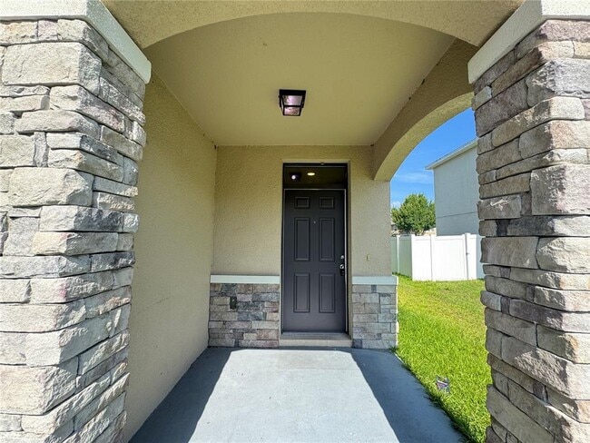 Building Photo - 2327 Ashberry Ridge Dr