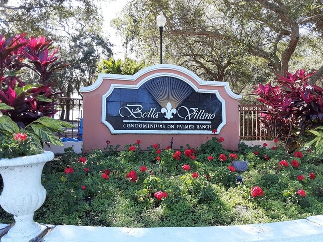 Building Photo - Annual unfurnished 2/2 condo in luxury development near Legacy Trail and Siesta Key.