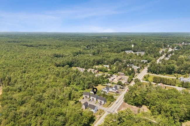 Building Photo - 3 Thomas Dr