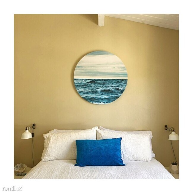 Building Photo - 2 br, 1 bath Apartment - 710 3rd St