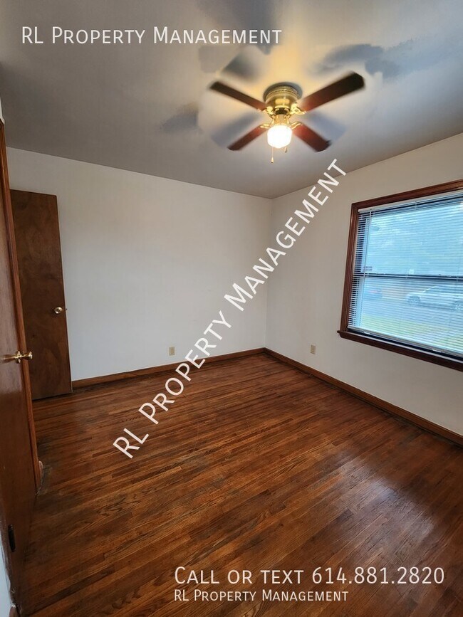 Building Photo - WAIVED APPLICATION FEES WITH SIGNED LEASE!...