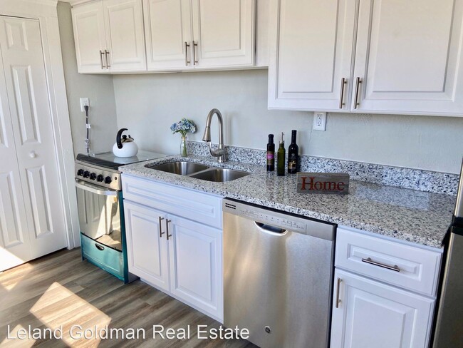Building Photo - 1 br, 1 bath Apartment - 709 Stockley Gardens