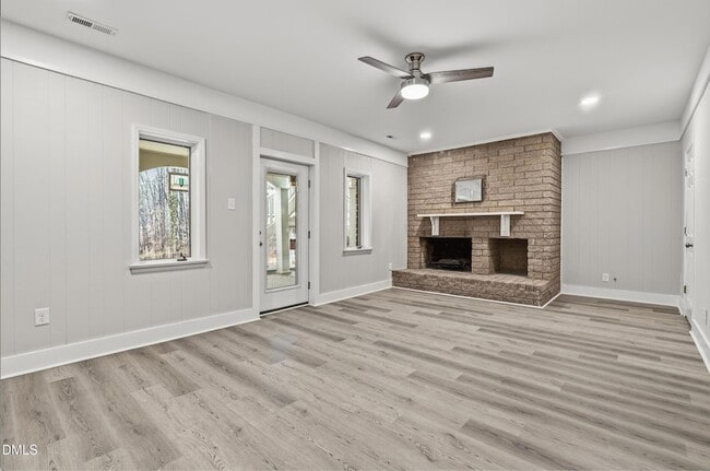 Building Photo - 1504 Homestead Rd