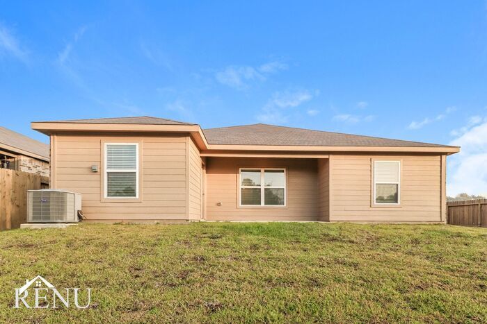 Building Photo - 25506 Rose Creek Dr