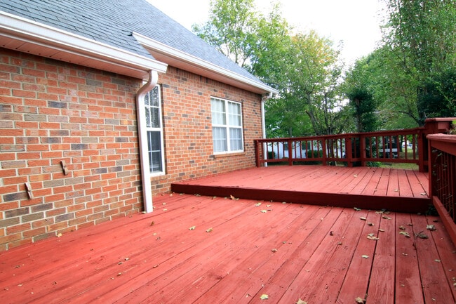 Building Photo - 2123 Moonlite Ct