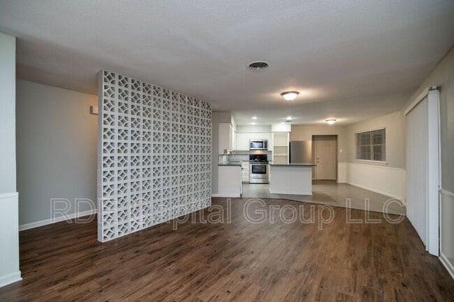 Building Photo - 4421 Ida Way
