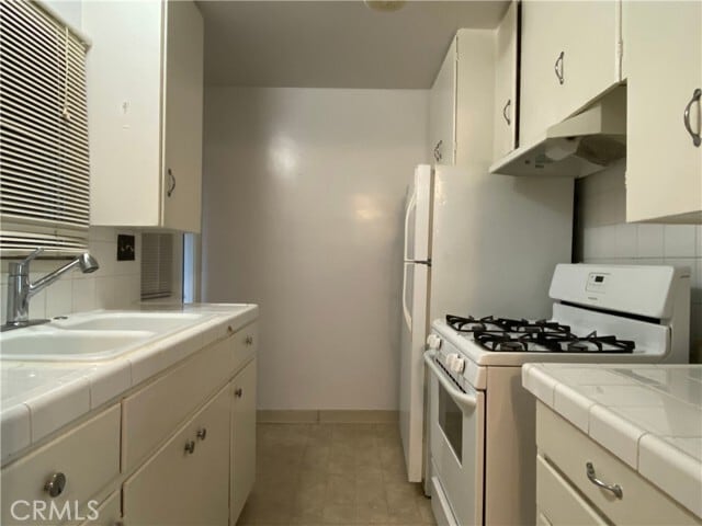 Building Photo - 49 N Craig Ave