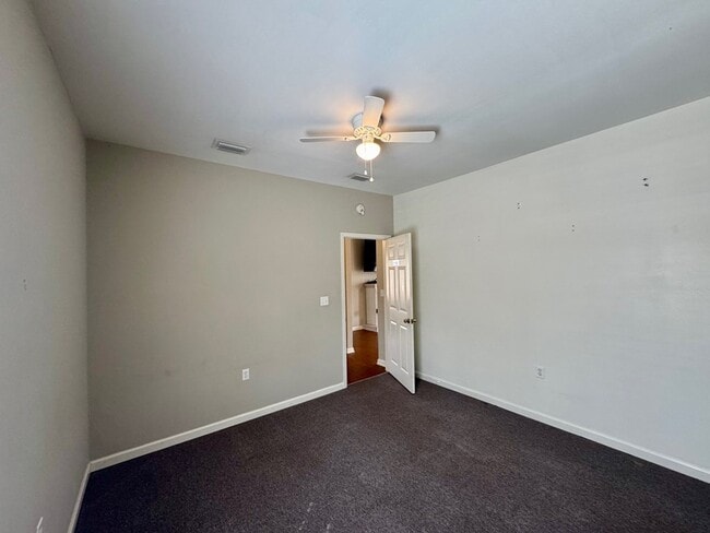 Building Photo - 2008 Marvin Ave