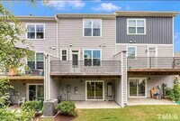 Building Photo - 4039 Sykes St