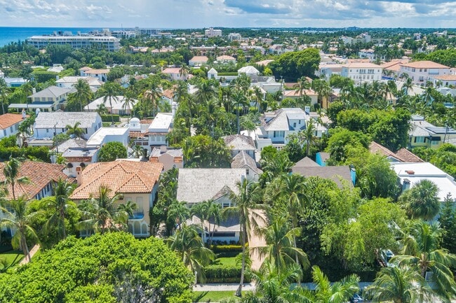 Building Photo - 142 Seabreeze Ave