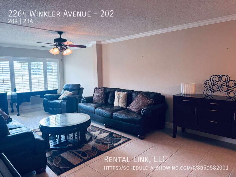 Building Photo - 2264 Winkler Ave