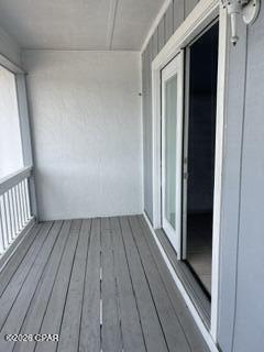 Building Photo - 207 E 3rd St