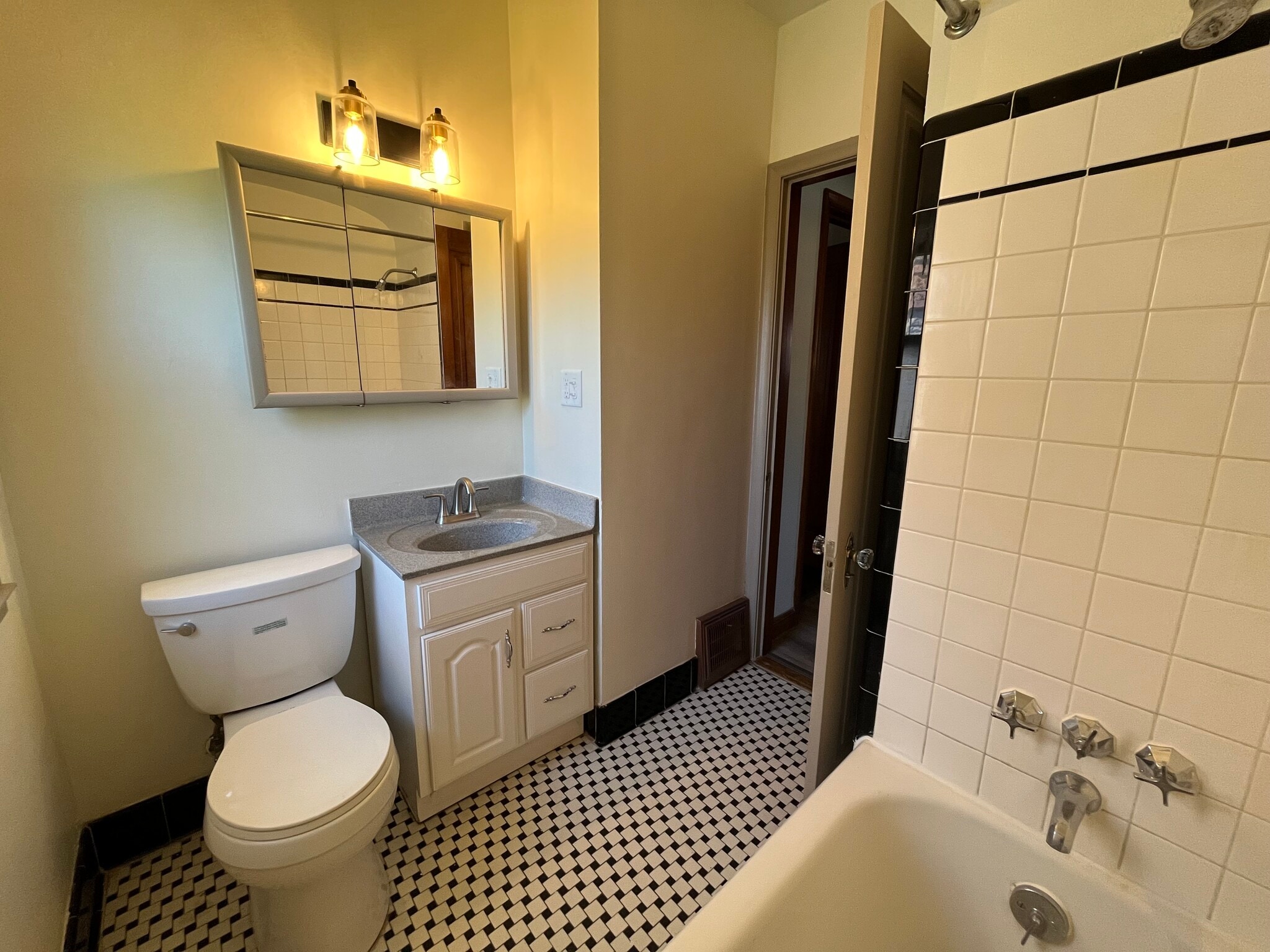 Building Photo - 3367 N 53rd St