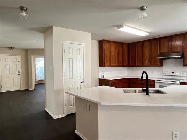 Building Photo - 5712 Calloway Dr