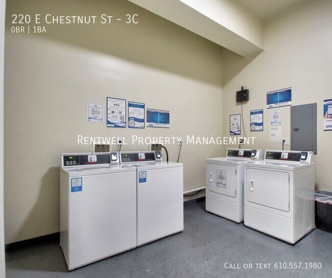 Building Photo - 220 E Chestnut St