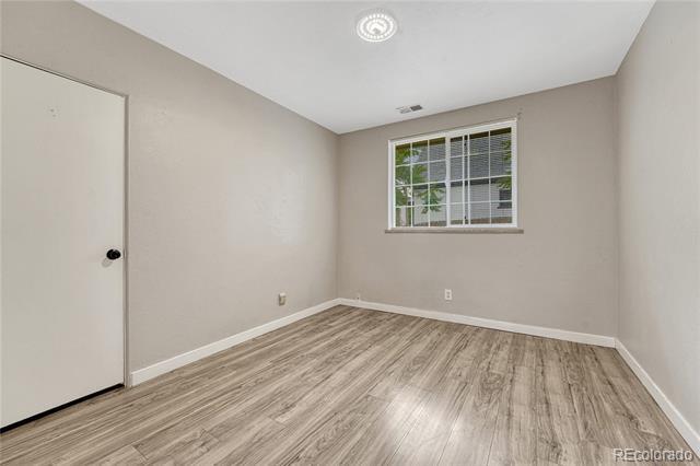 Building Photo - 1100 W 43rd Ave