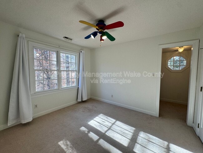 Building Photo - 116 Kendlewick Dr