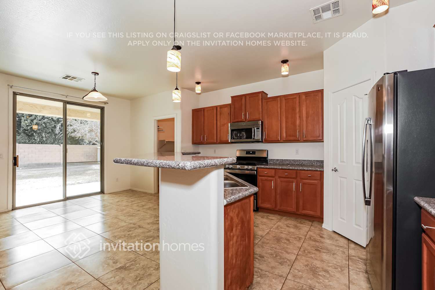 Building Photo - 19335 E Canary Way