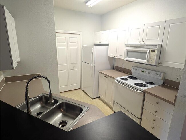 Building Photo - 5122 Northridge Rd