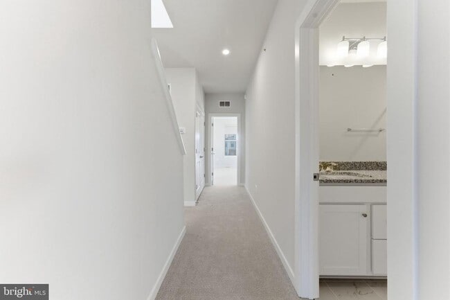 Building Photo - 2490 Connector Aly